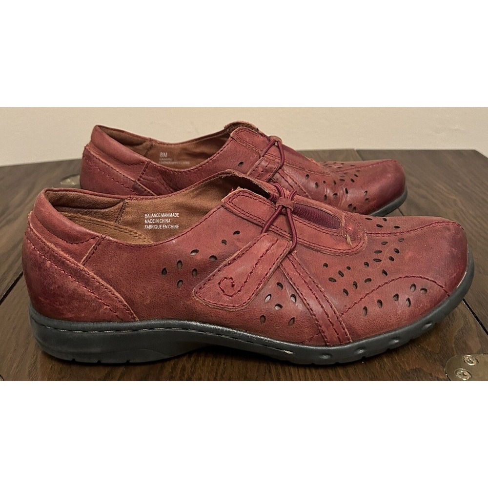 Cobb Hill by New Balance  Women's Size 8M Red Leather Slip‎ On Comfort Loafers